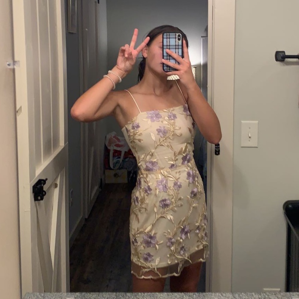 Lucy in the Sky Amari Gold Floral Mesh Dress (Size Small)